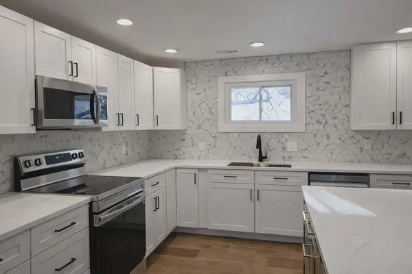 7291 Robin Ridge LN, Strafford, MO 65757