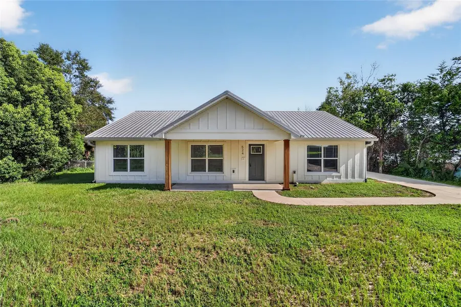 524 NW 1ST AVE, Williston, FL 32696