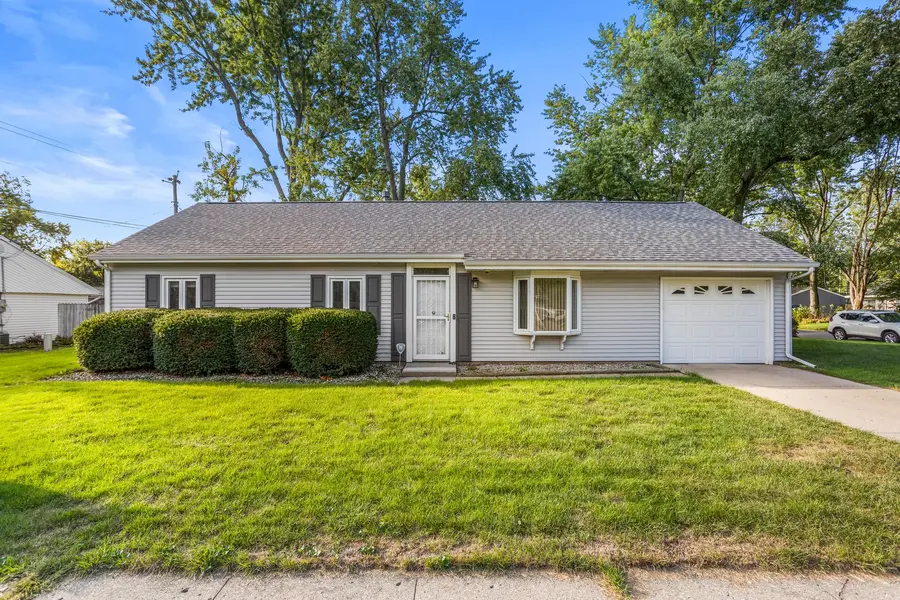 2903 Sangamon DR, Champaign, IL 61821