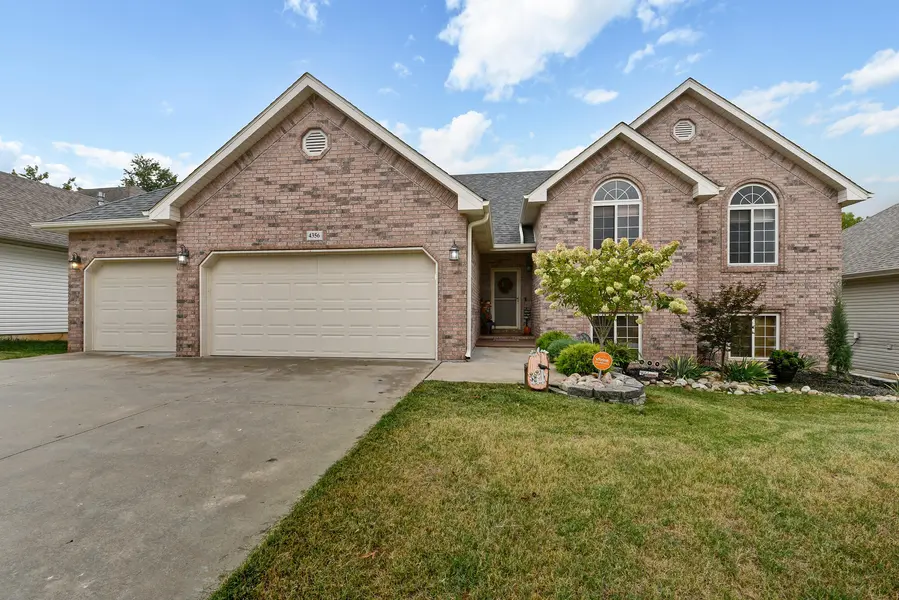 4356 W Forest Ridge RD, Battlefield, MO 65619