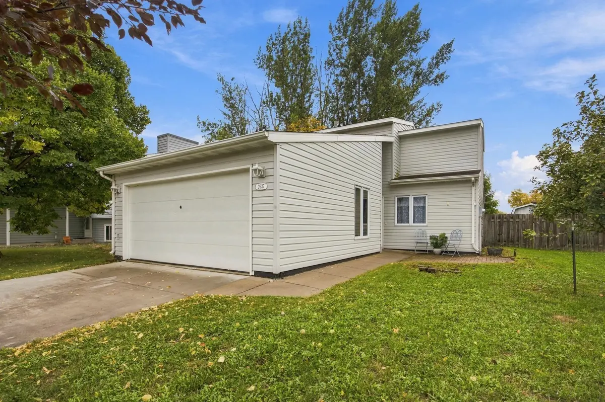 2637 29th AVE S, Moorhead, MN 56560