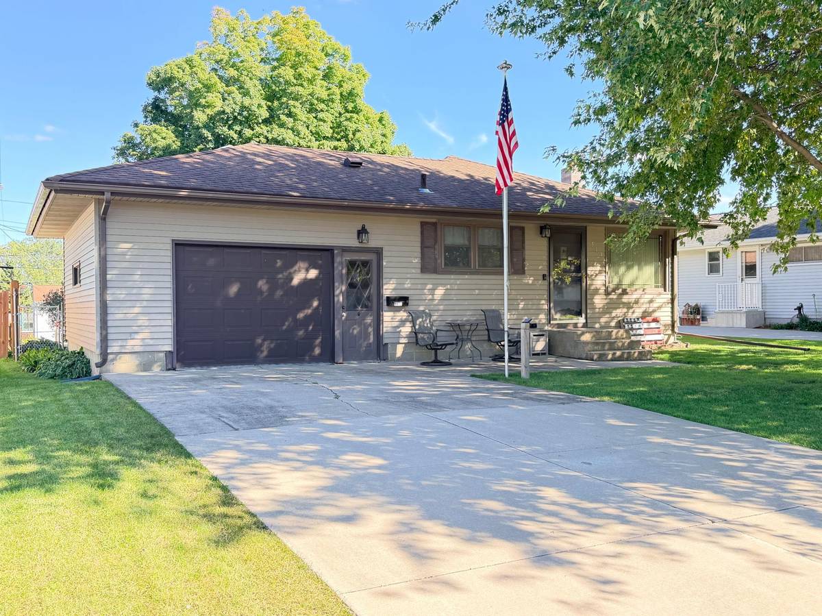 514 4th AVE SE, Stewartville, MN 55976