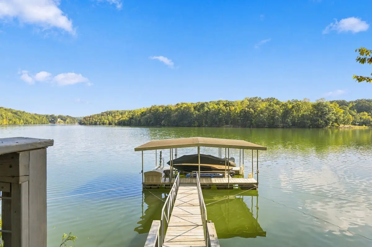 241 Lakeridge Dr #S, Lynchburg, TN 37352