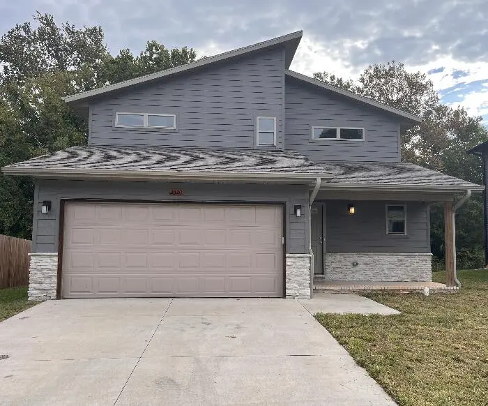 2620 N Prospect AVE, Springfield, MO 65803