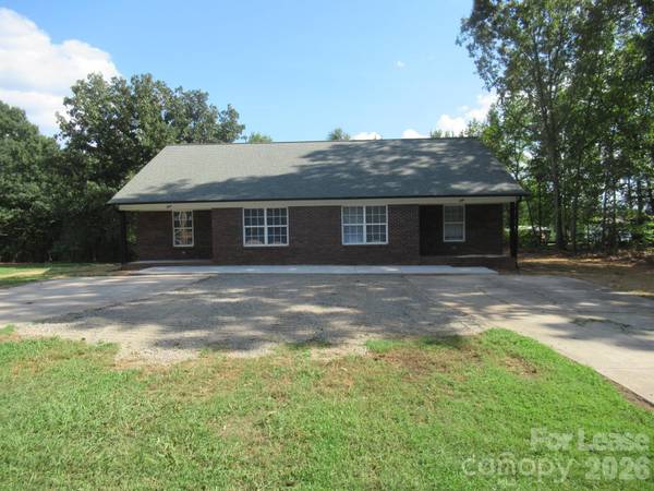 800 Horseshoe Lake RD, Lincolnton, NC 28092