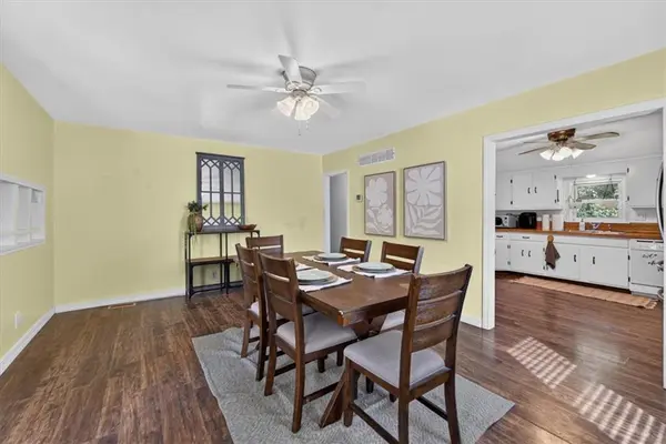 8204 E 79TH ST, Kansas City, MO 64138