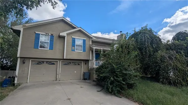 119 S Pelham PATH, Raymore, MO 64083