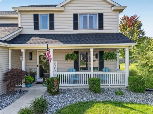 1029 Island Brooks LN, Fort Wayne, IN 46845