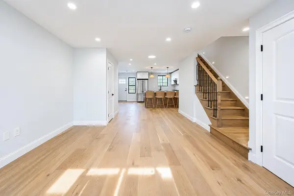 1111 Shore Pkwy, Brooklyn, NY 11228