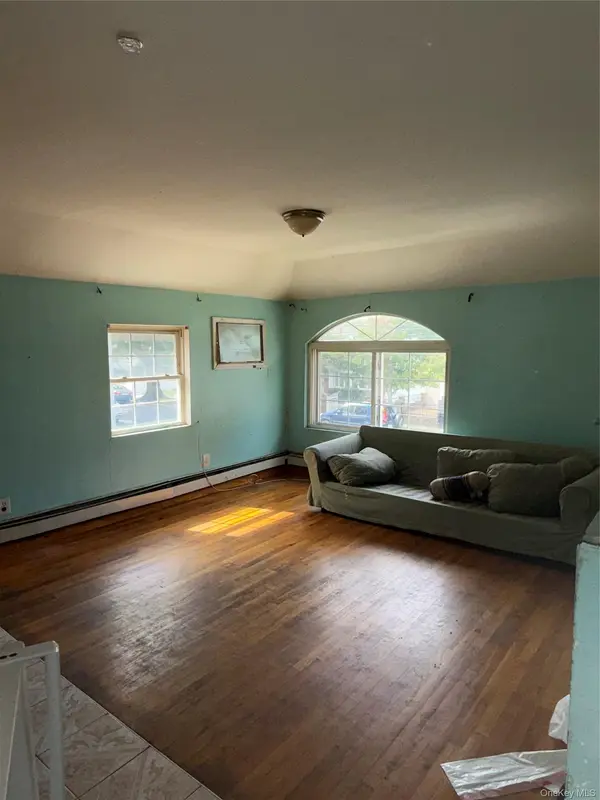 145-59 222nd ST, Springfield Gardens, NY 11413