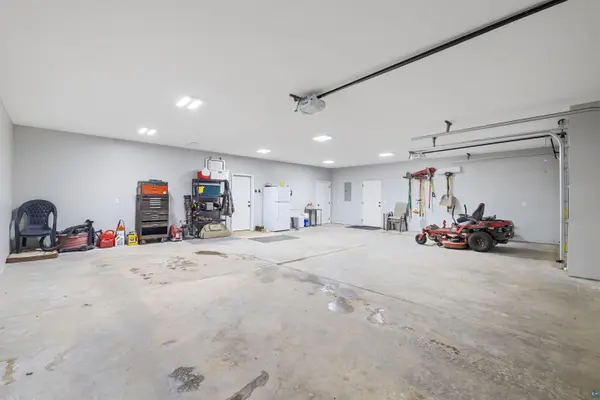 8011 80th St, Princeton, MN 55371