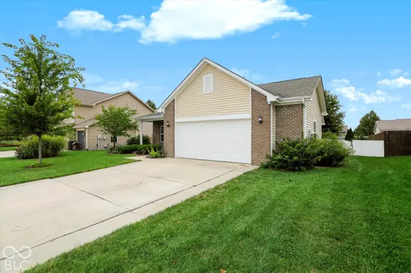 707 Prospector DR, Greenfield, IN 46140