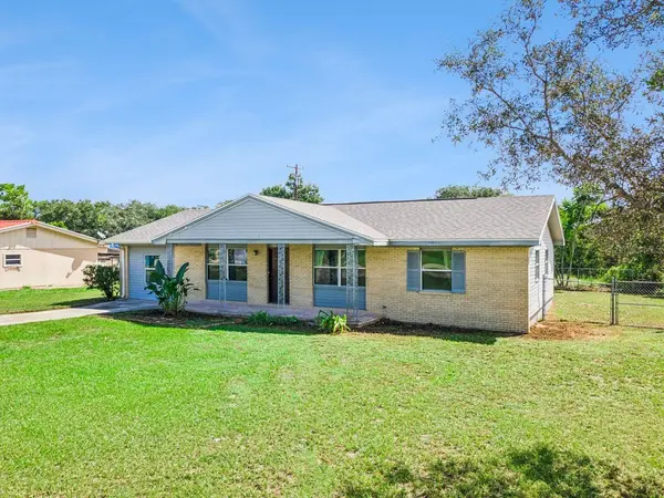842 BLACKWOOD DR, Lake Wales, FL 33898