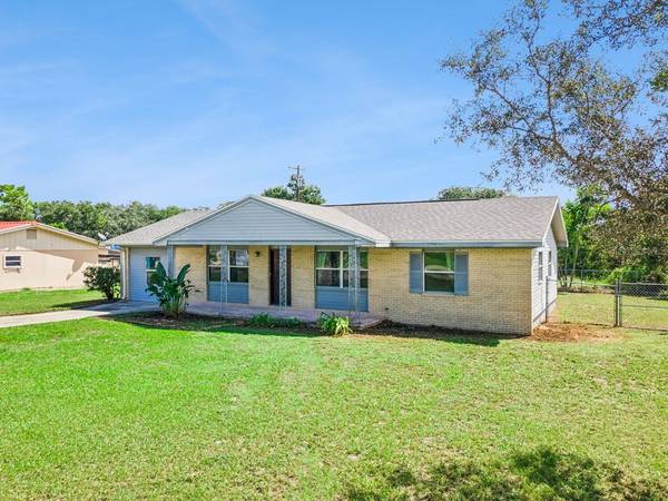 842 BLACKWOOD DR, Lake Wales, FL 33898