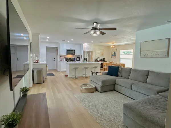 4858 BRENDA DR, Orlando, FL 32812