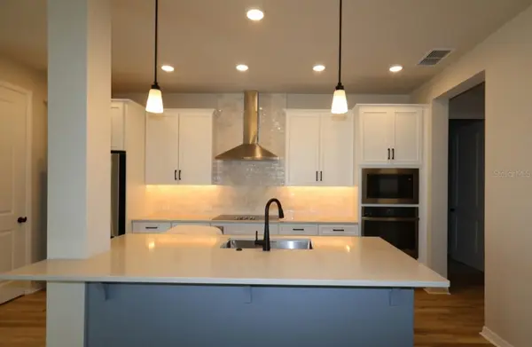 5825 NATIVE OAK ST, Mount Dora, FL 32757