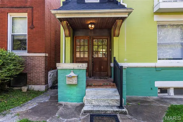 3418 Grace AVE, St Louis, MO 63116