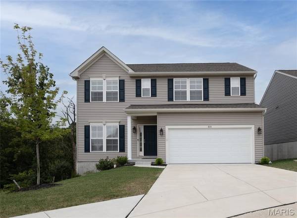 800 Kingston Hills CT, Fenton, MO 63026