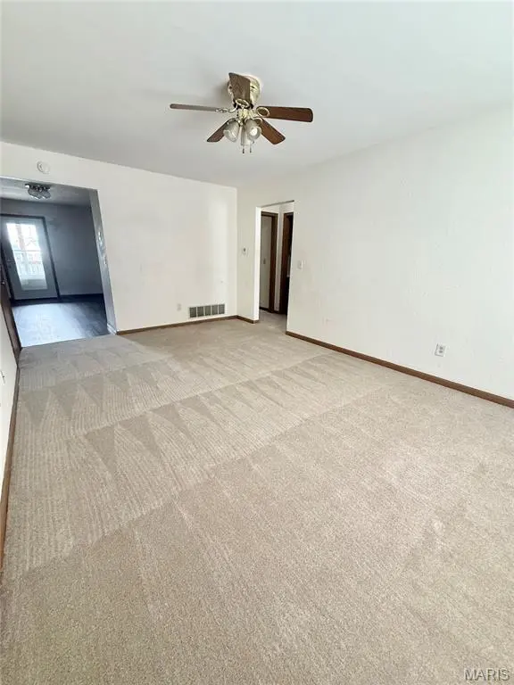 901 GEORGETOWNE DR, O'fallon, IL 62269
