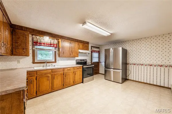 171 Tanglewood DR, Perryville, MO 63775