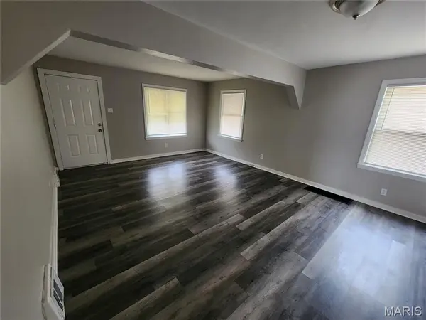 2517 Shirley AVE, St Louis, MO 63136