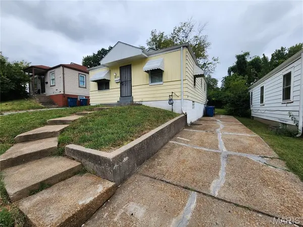 2517 Shirley AVE, St Louis, MO 63136