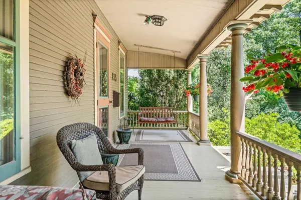 415 S 4th ST, St. Charles, IL 60174