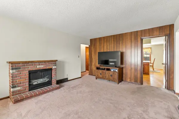327 W Porter ST, Oglesby, IL 61348
