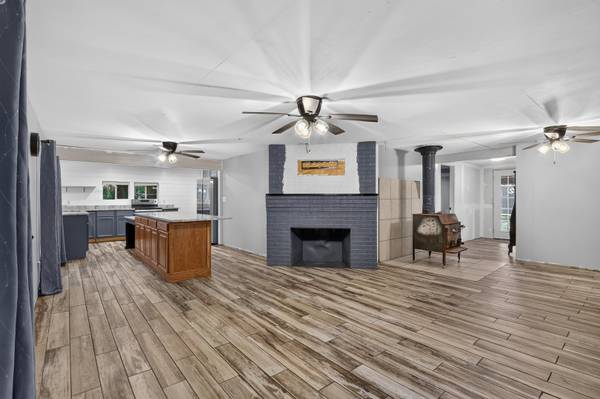 1080 W Jackson ST, Belvidere, IL 61008