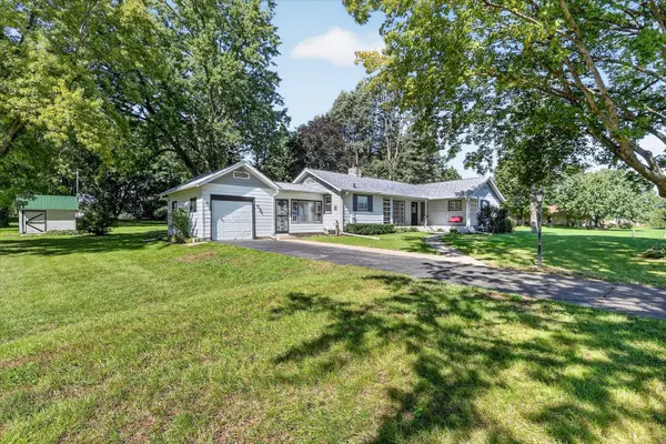 3225 S Weldon RD, Rockford, IL 61102