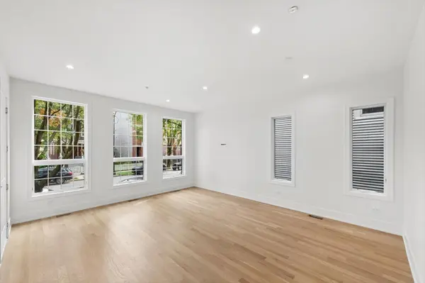 3820 N Damen AVE #1, Chicago, IL 60618