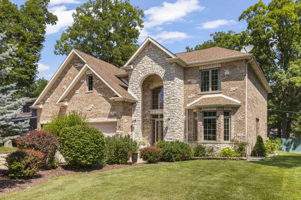 34W624 Courier AVE, St. Charles, IL 60174