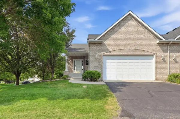 20584 Kearney PATH, Lakeville, MN 55044