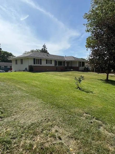 13881 90th AVE N, Maple Grove, MN 55369