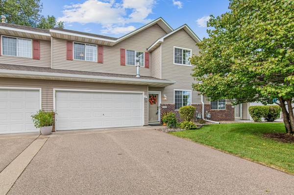 3204 Juniper CIR #C, Woodbury, MN 55125