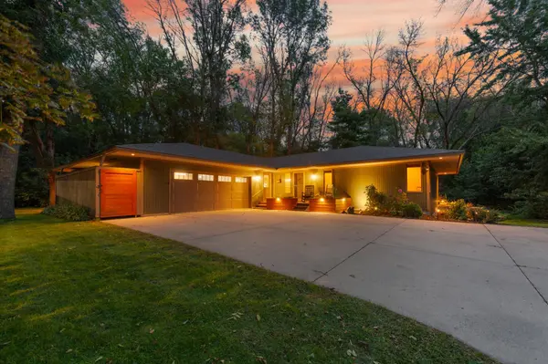 57 Fairway PL, Owatonna, MN 55060