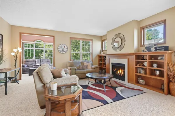 7141 Ballard TRL, Inver Grove Heights, MN 55077