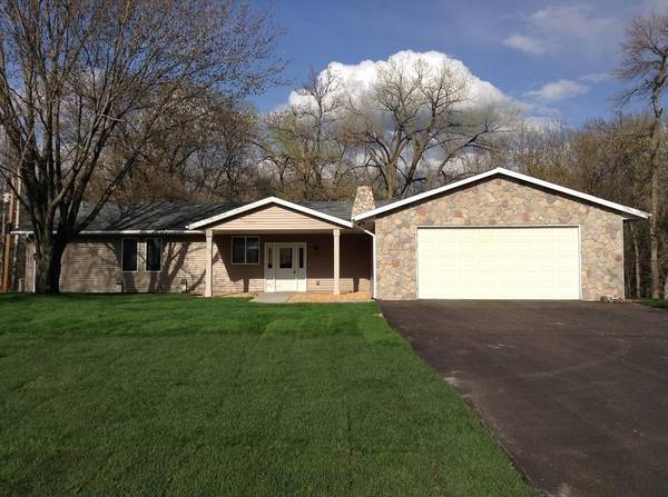 23555 Ambassador BLVD NW, Saint Francis, MN 55070