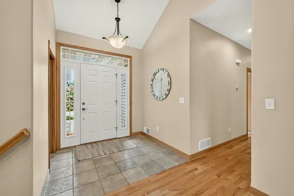 5048 Scenic View DR SW, Rochester, MN 55902