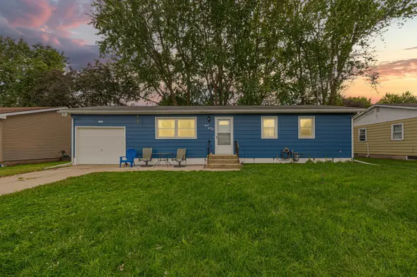 841 14th ST SE, Owatonna, MN 55060