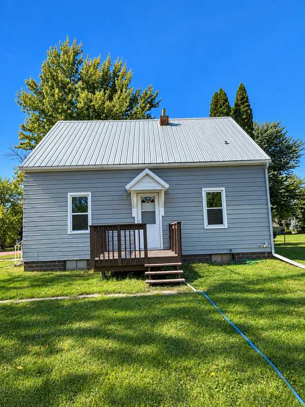 111 Birch ST W, Trimont, MN 56176