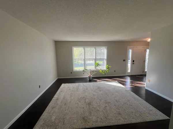 1497 Golf View DR, River Falls, WI 54022
