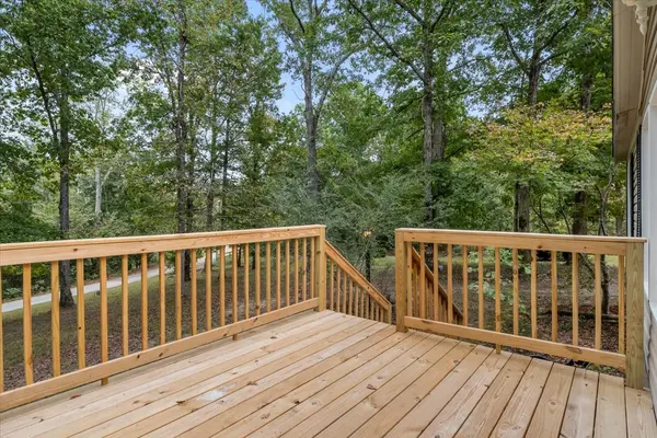 10404 Ridgecrest Dr, Bon Aqua, TN 37025
