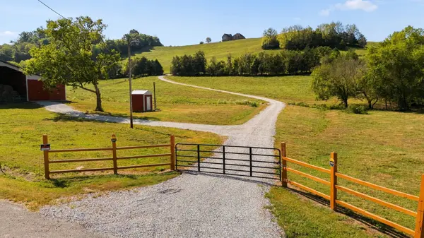 1500 Mitchell Rd, Pulaski, TN 38478