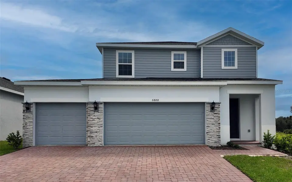 6888 SPANISH IMPERIAL ST, Howey In The Hills, FL 34737