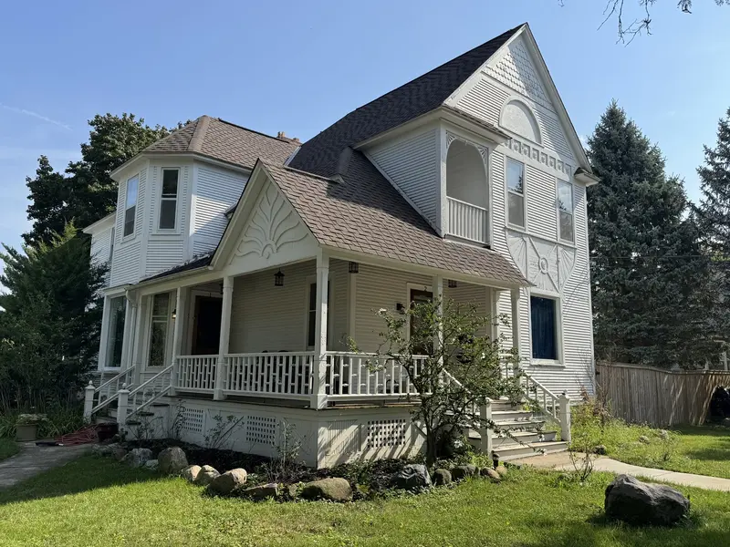 502 E Washington ST #2, Marengo, IL 60152