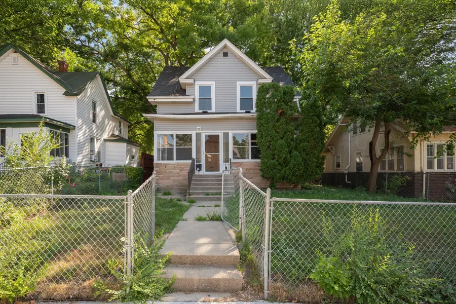 2630 Girard AVE N, Minneapolis, MN 55411