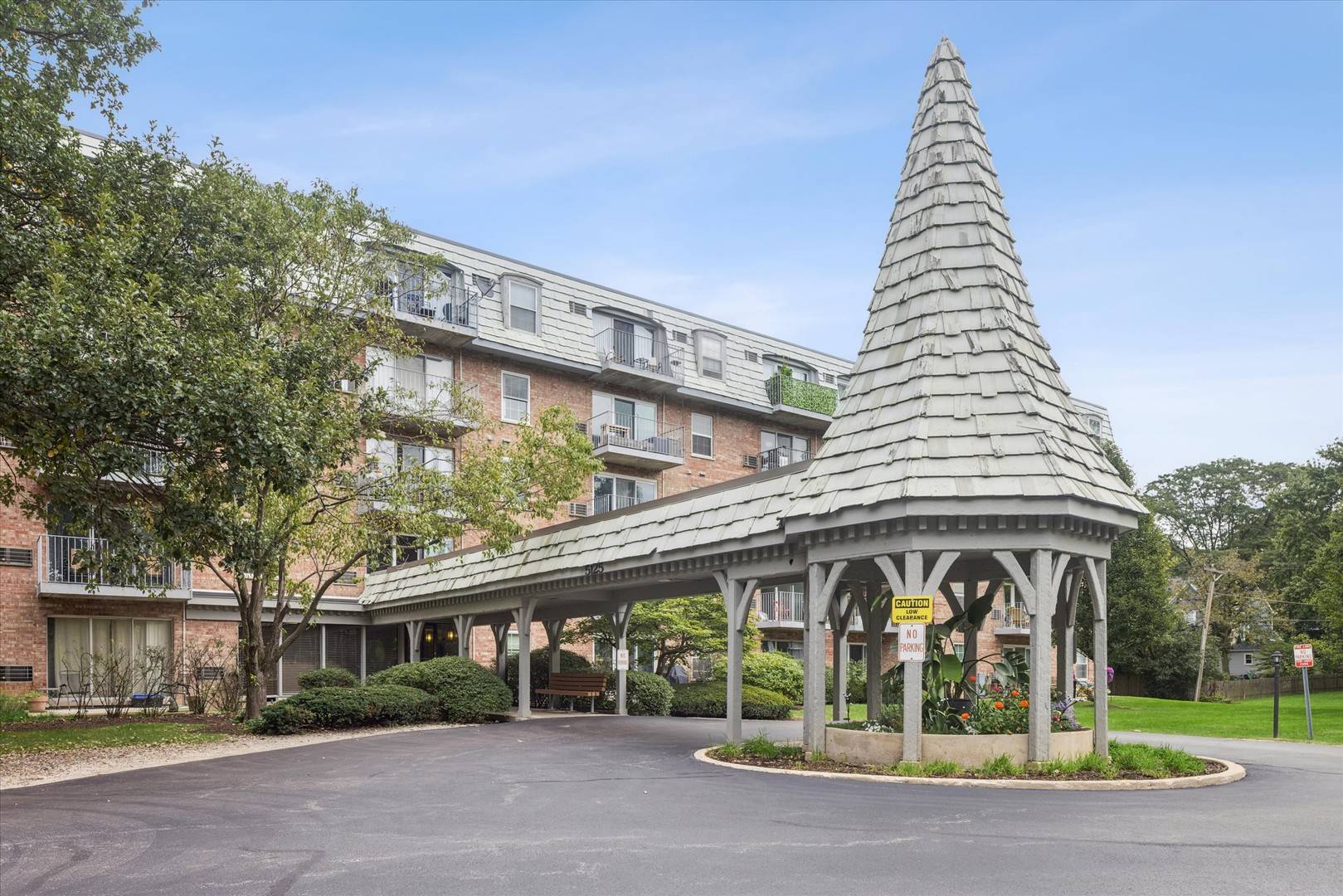 5125 BLODGETT AVE #507, Downers Grove, IL 60515