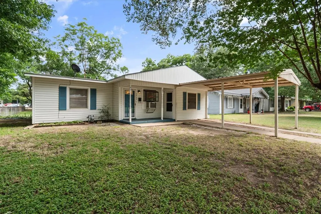 2909 W Collin Street, Corsicana, TX 75110