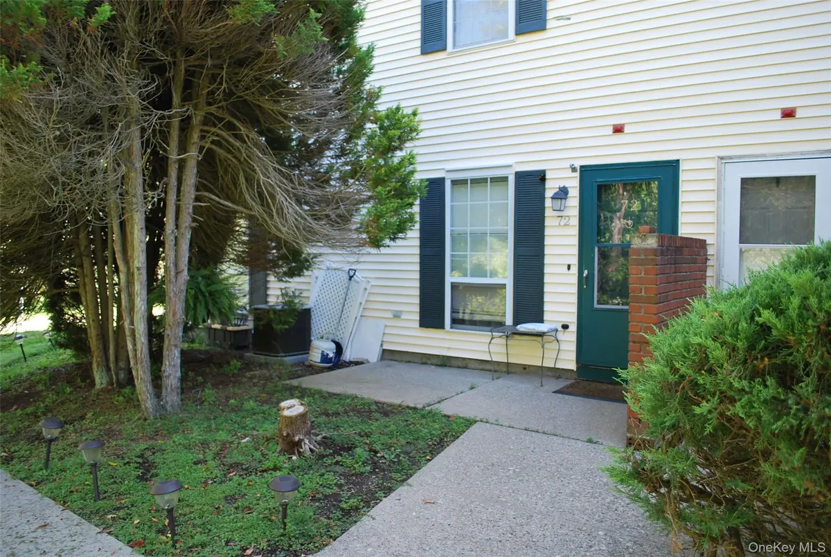 72 The Rise, Warwick, NY 10990